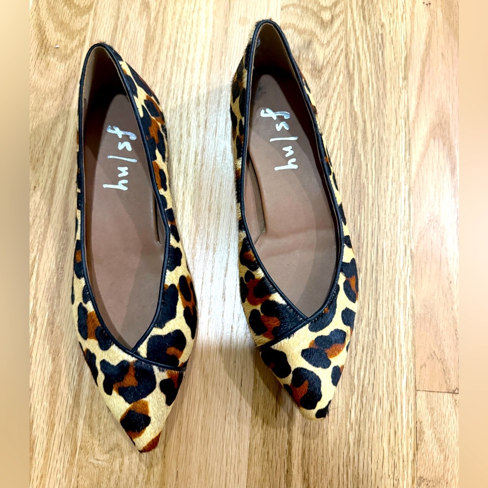 French Sole Peppy Animal Print Pointed Flats BNWOT 7.5
